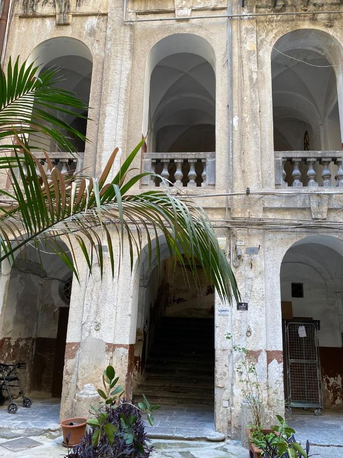 Pia'S Home In Pieno Centro Storico Palermo Dış mekan fotoğraf